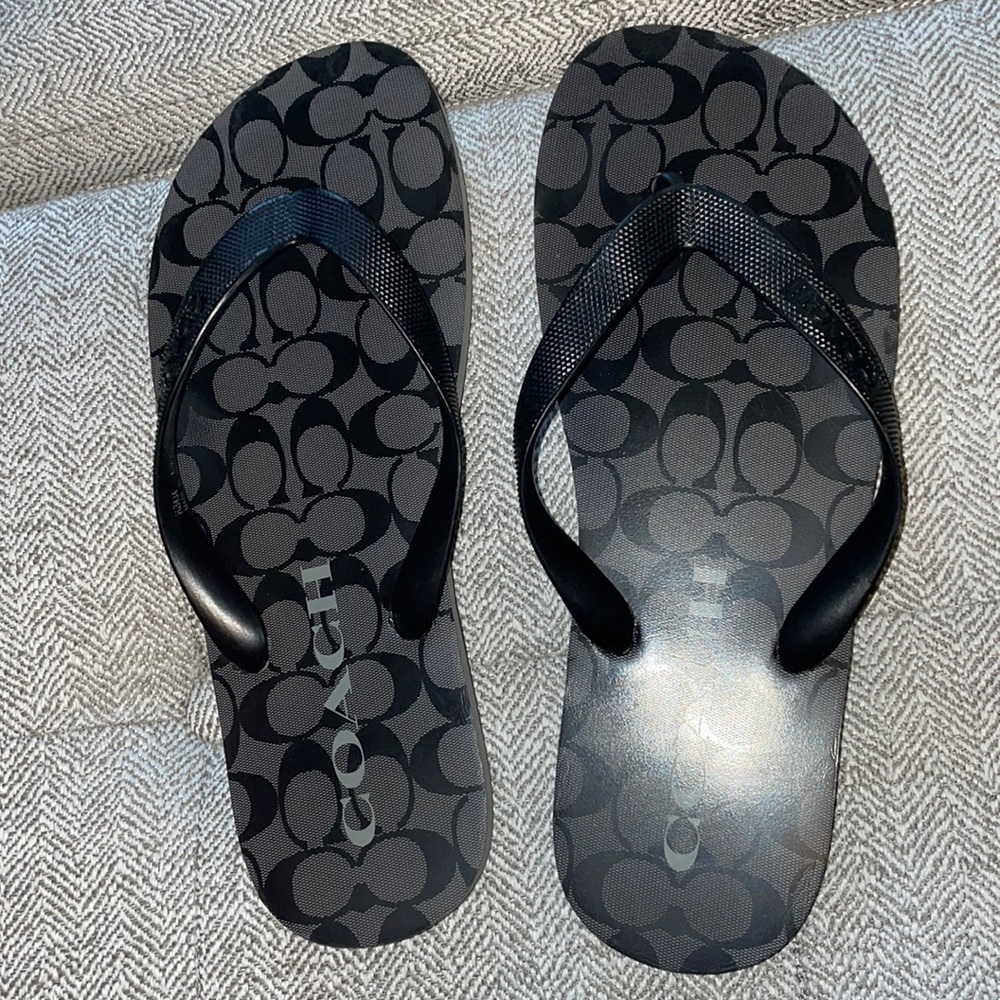 Coach flip flops